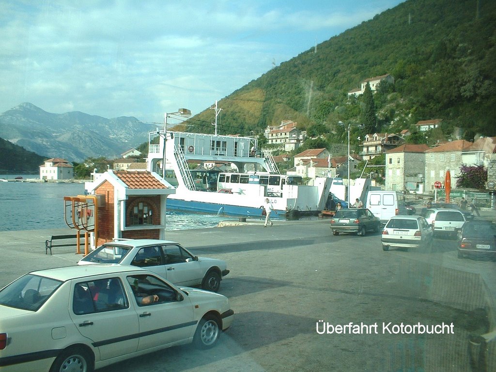 Bucht von Kotor by S.Pallad