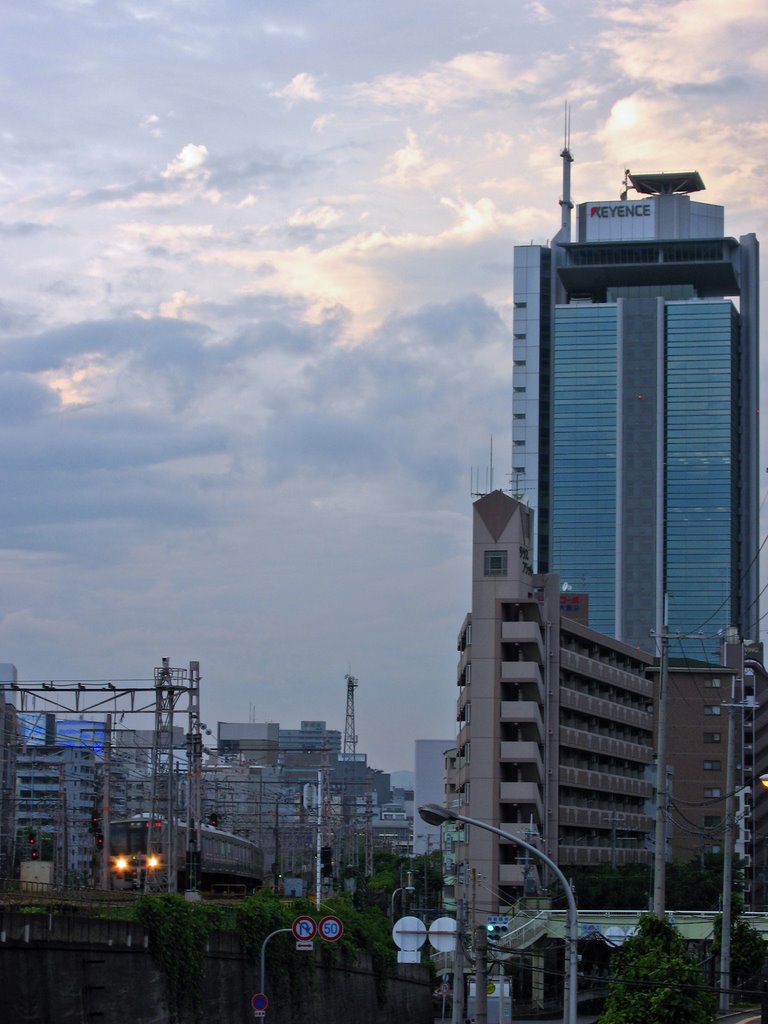 That left Shin-Osaka Station by SD34