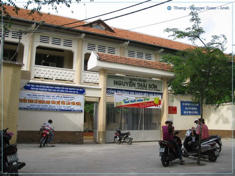 Trường tiểu học Nguyễn Thái Sơn by Vietnam - Paracels