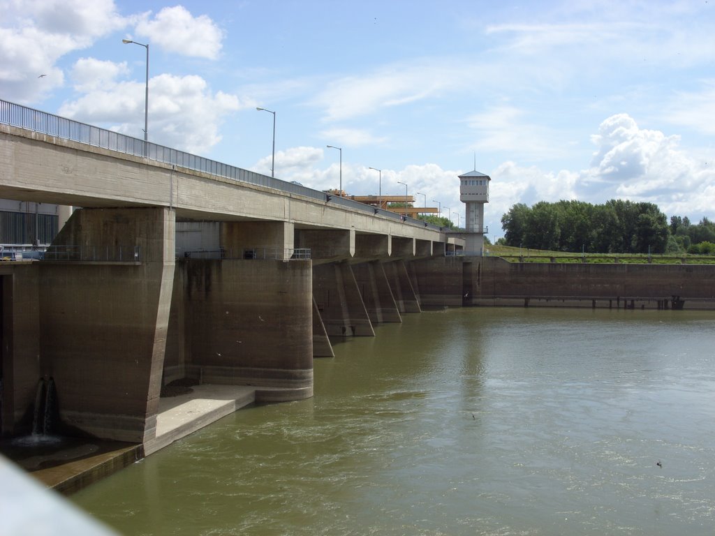 Kikörei vízerőmű/water plant of Kisköre/Wasserkraftwerk by dan992