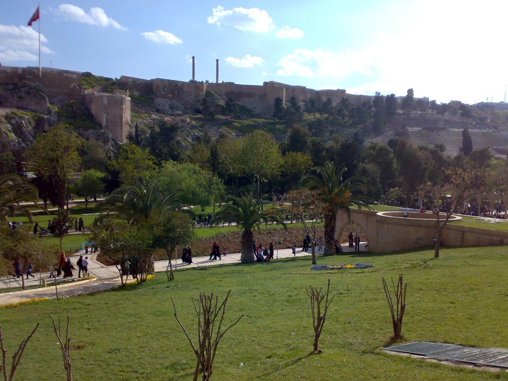 URFA KALESİ-H.MUSTAFA ÇINGILI by H.MUSTAFA ÇINGILI