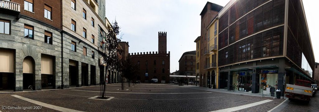 Piazza Stradivari by corradoignoti