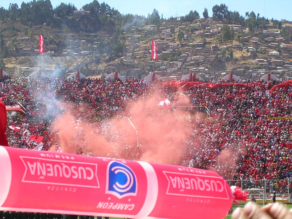 Barra Cienciano - Estadio Garcilazo by williamrocha