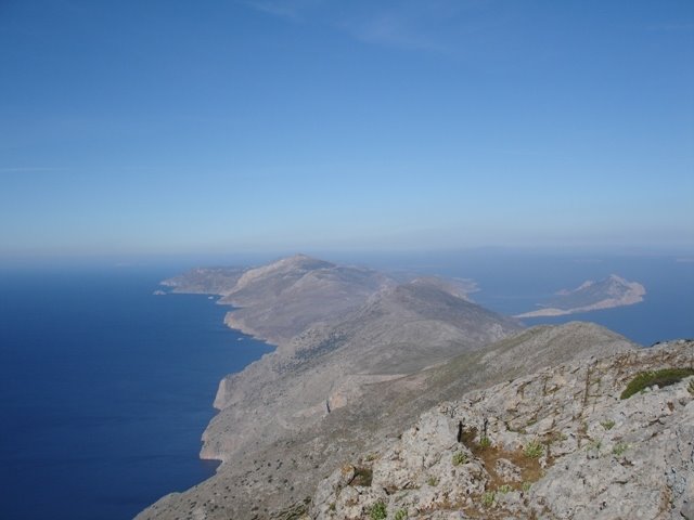 Kroukelos heights, Amorgos by tsagami