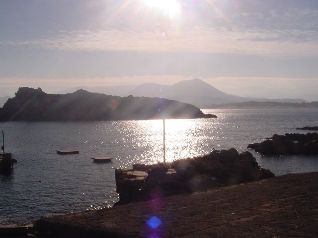 Bahía Pichidangui 2003 by José Pedro Martínez