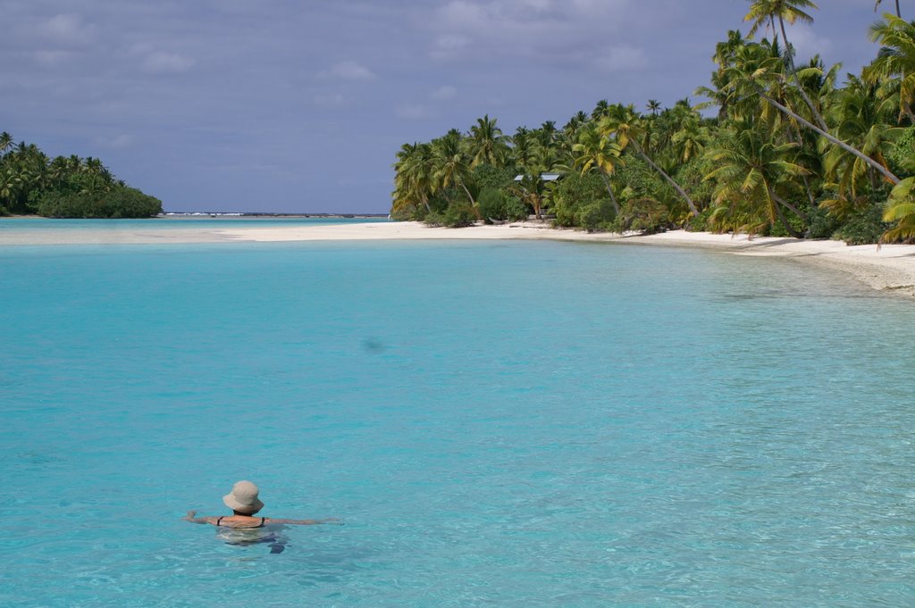 Swimming near Onefoot Island by Mr. Shickadance