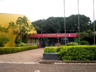 Centro Cultural Gilberto Mayer by A.Fernando Quesada