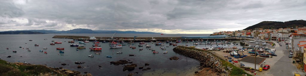 Puerto de Finisterre by pendallo