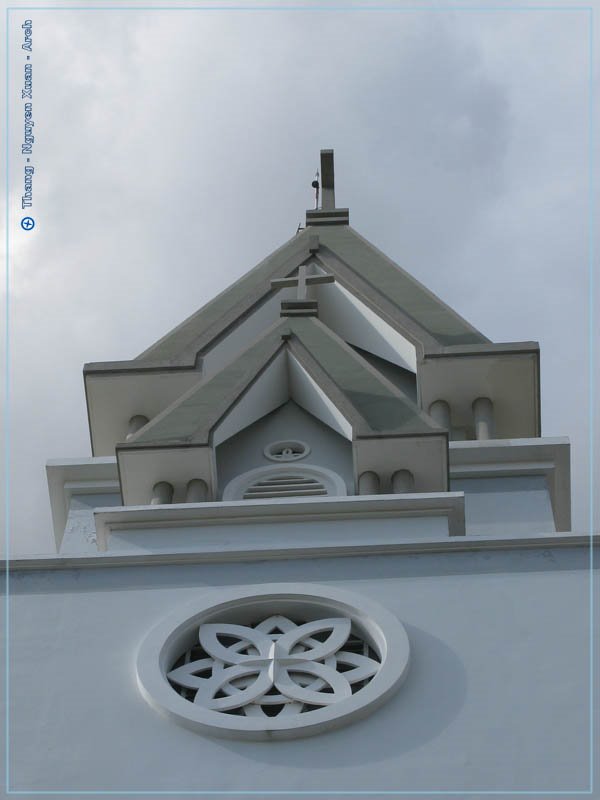 Tháp chuông nhà thờ - Tân Châu - Bell tower church by Vietnam - Paracels