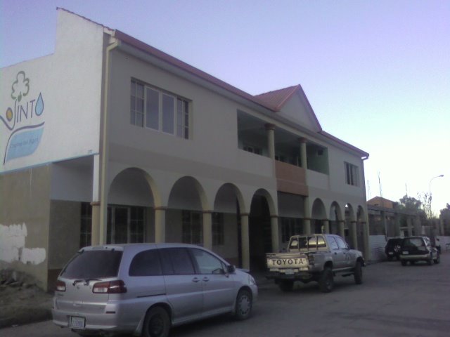 Honorable Alcaldia Municipal de Vinto (Vista trasera) by W. Franklin Ovando F. (EVILE)