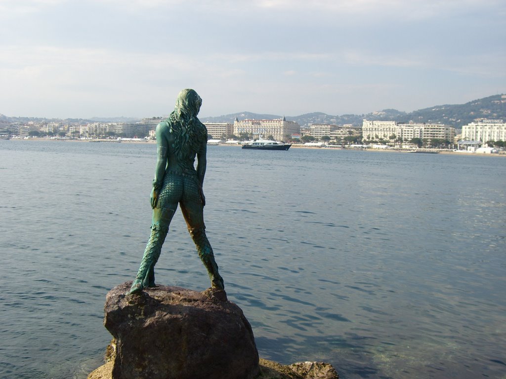 Mermaid of Port Canto in front of the Croisette by Jaycee Highman