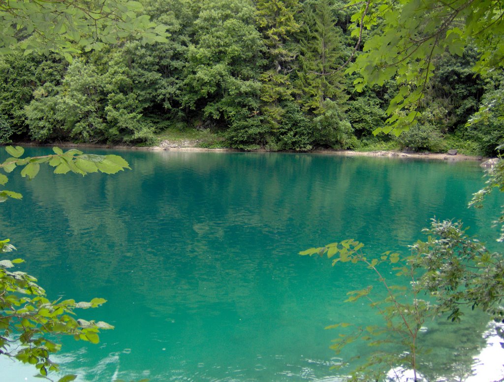 Lago di tovel by Nuvolarossa