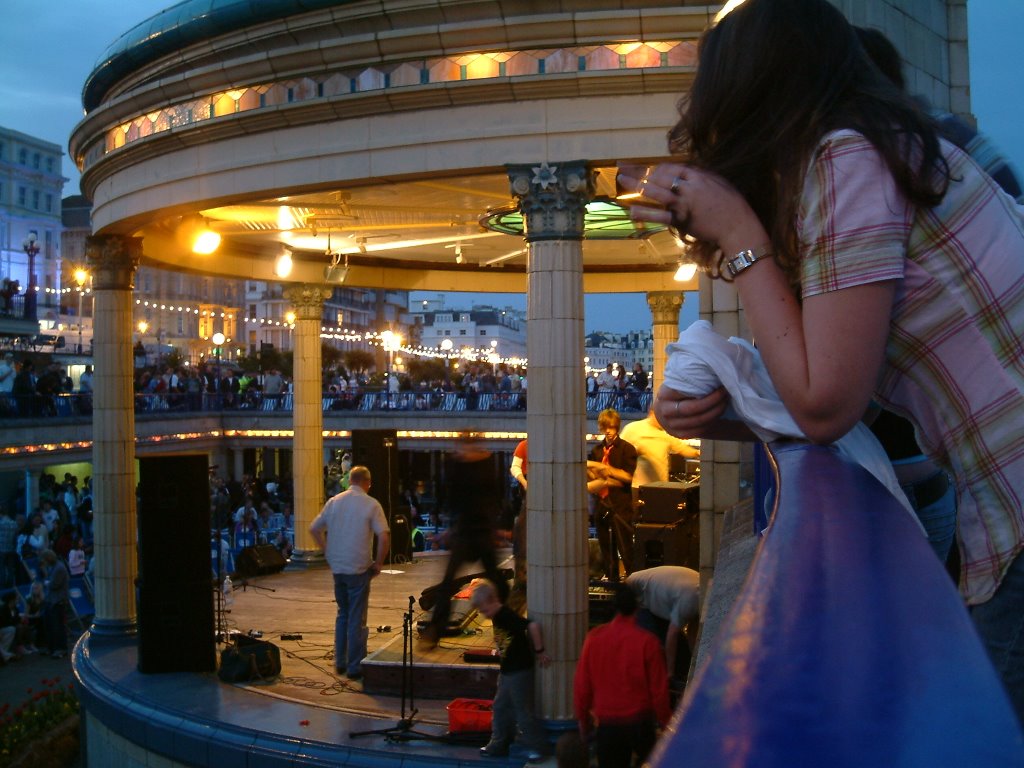 Eastbourne Bandstand 2005 by Gareth Davies