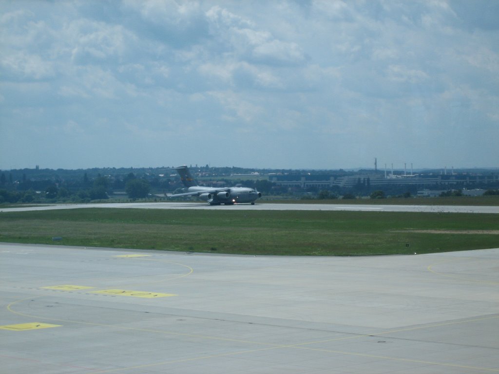 C-17A in Dresden by Felix Straube