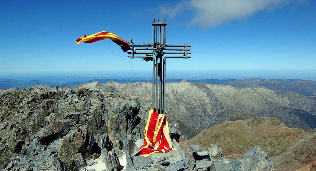 Pica d'Estats 3.143 m -Sostre de Catalunya- Pallars Sobirà by Marcel Puig Puig