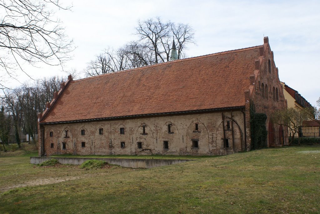 Kloster Lehnin - Kornhaus by Altmeister