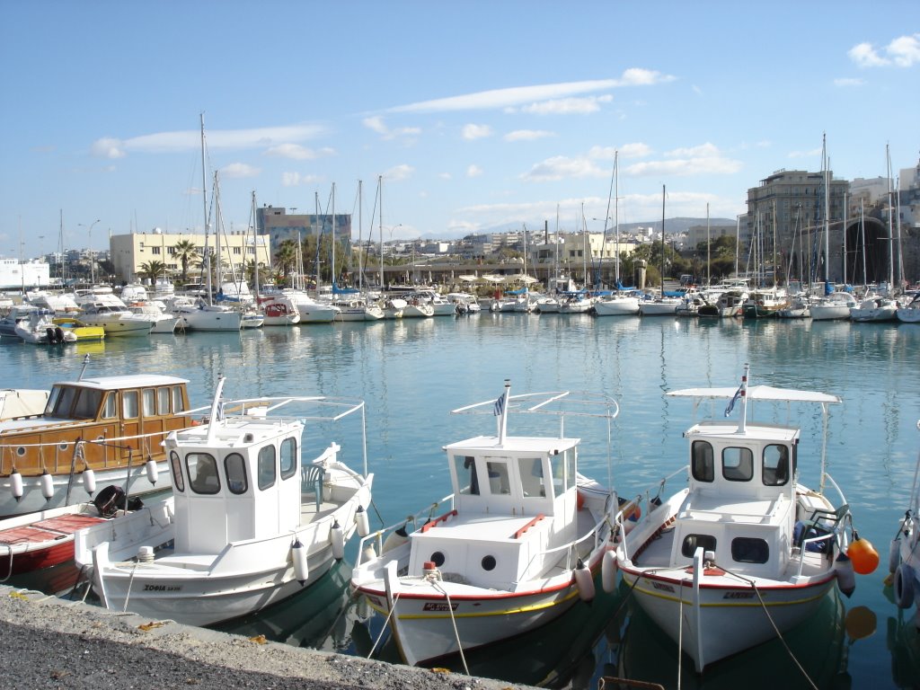 Heraklion port by fraula