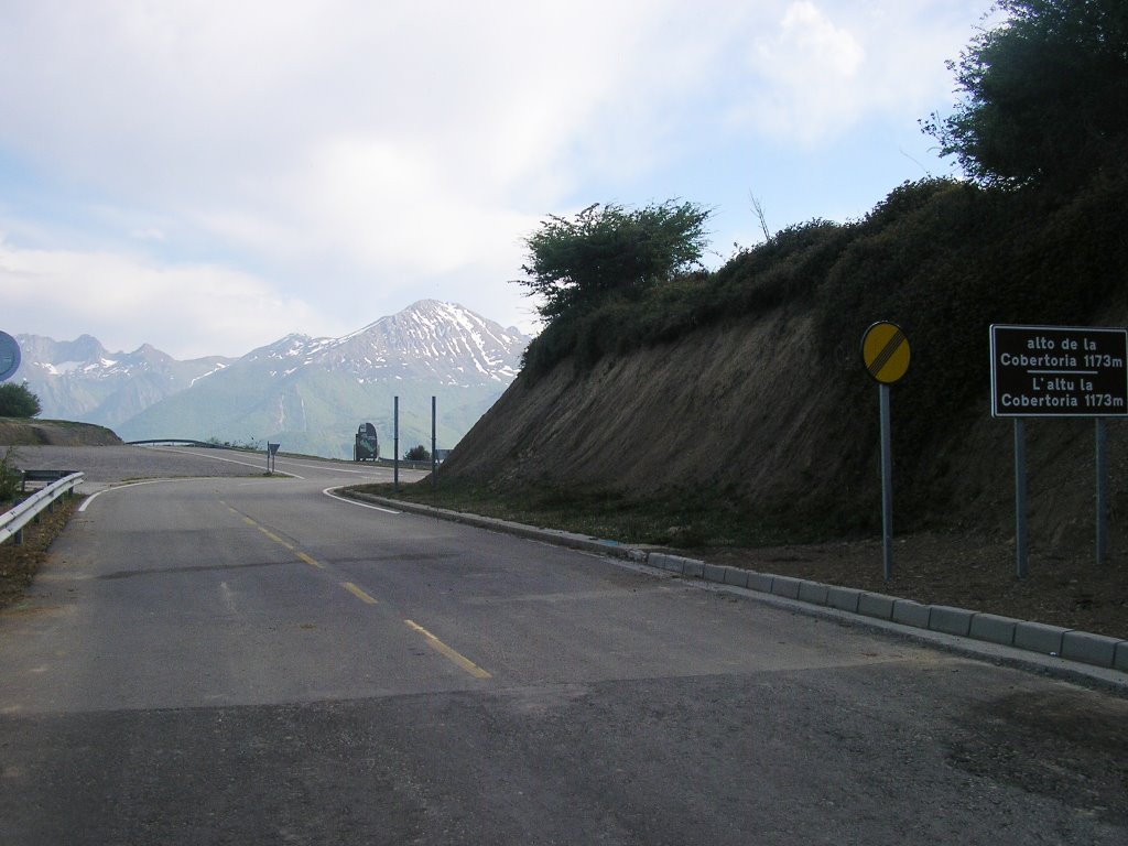 Puerto de La Cobertoria, 1.173m, Lena ( Asturias ) by Corticata