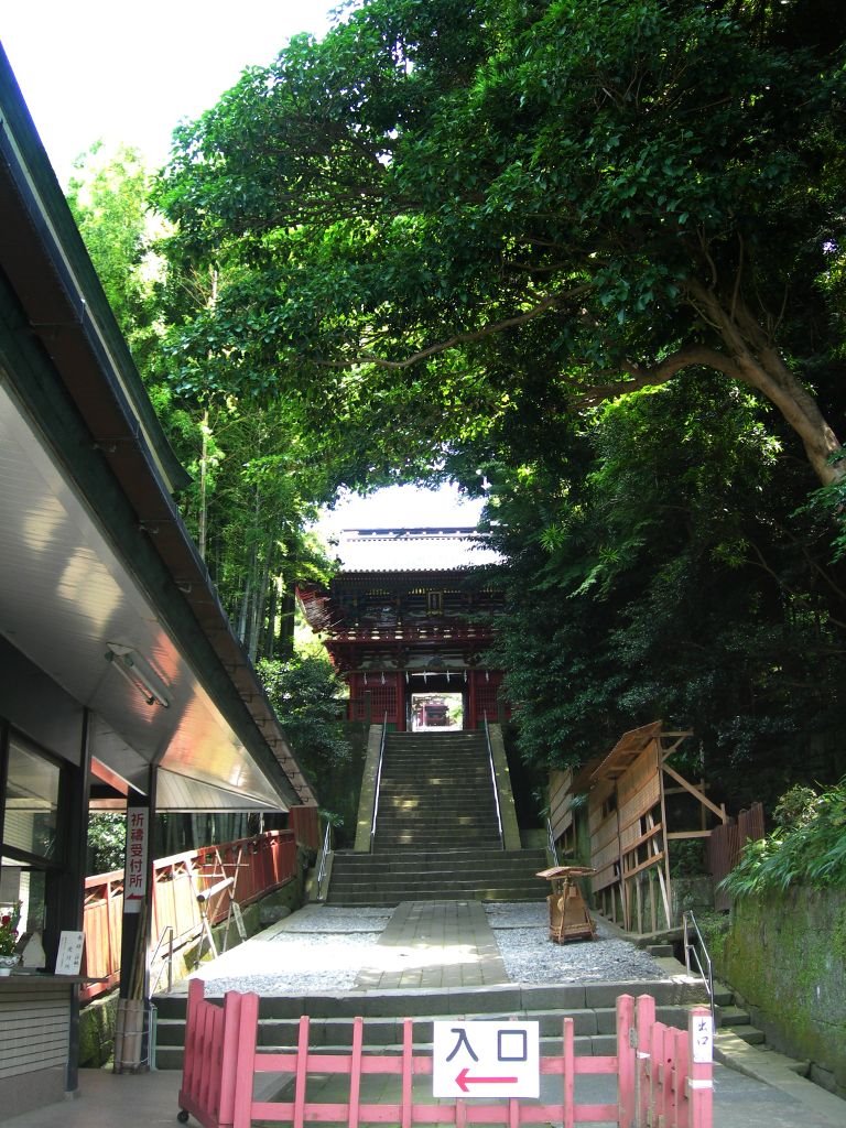 Toshogu Shrine by Navta