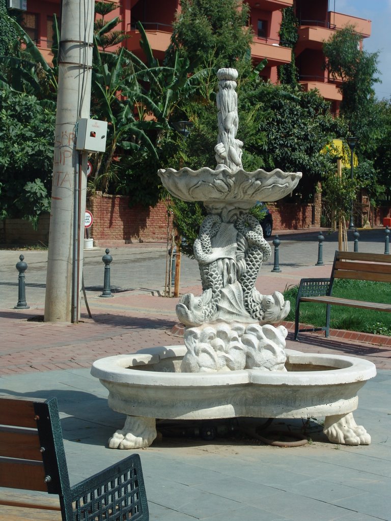 Kleiner Brunnen by Detlef, (dw07)