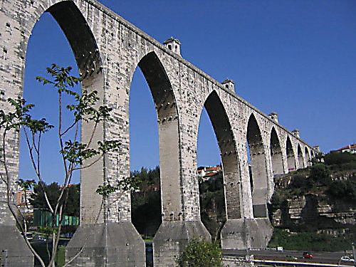 Aqueduto das Aguas LIvres by luismanjerico