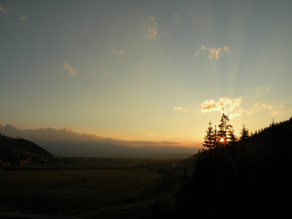 Frumoasa, Romania by Liviu Leonte