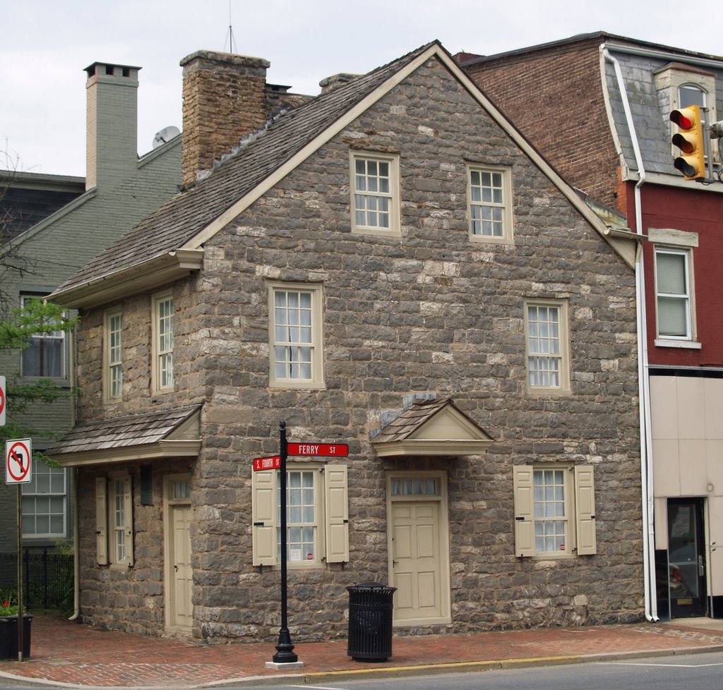 Parsons-Taylor House (1756) by BigBushy