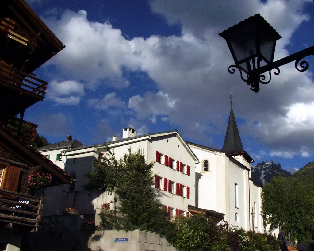 St-Luc - l'église et la cure by Charly-G. Arbellay