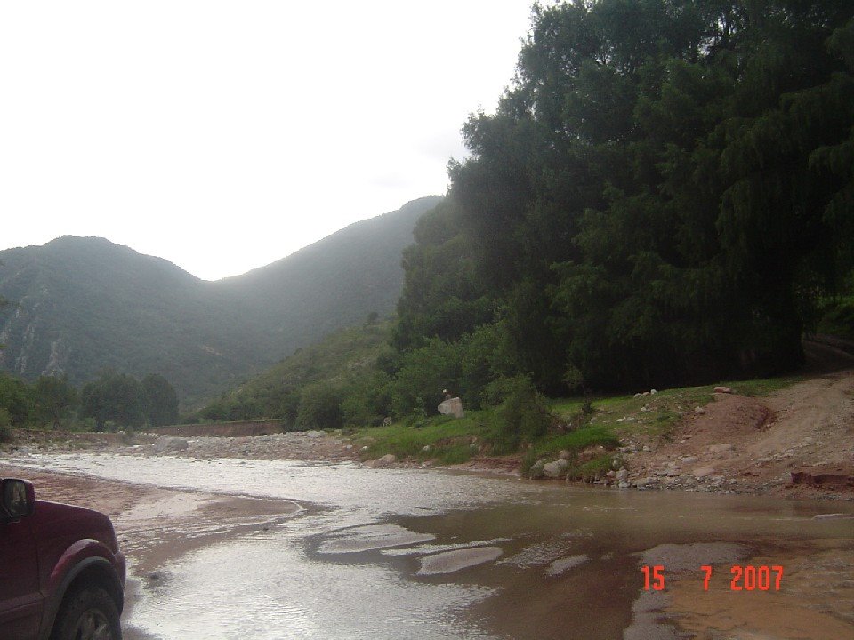 Paso del Rio en Tierra Blanca, Tlaxiaco by TOÑOTRON