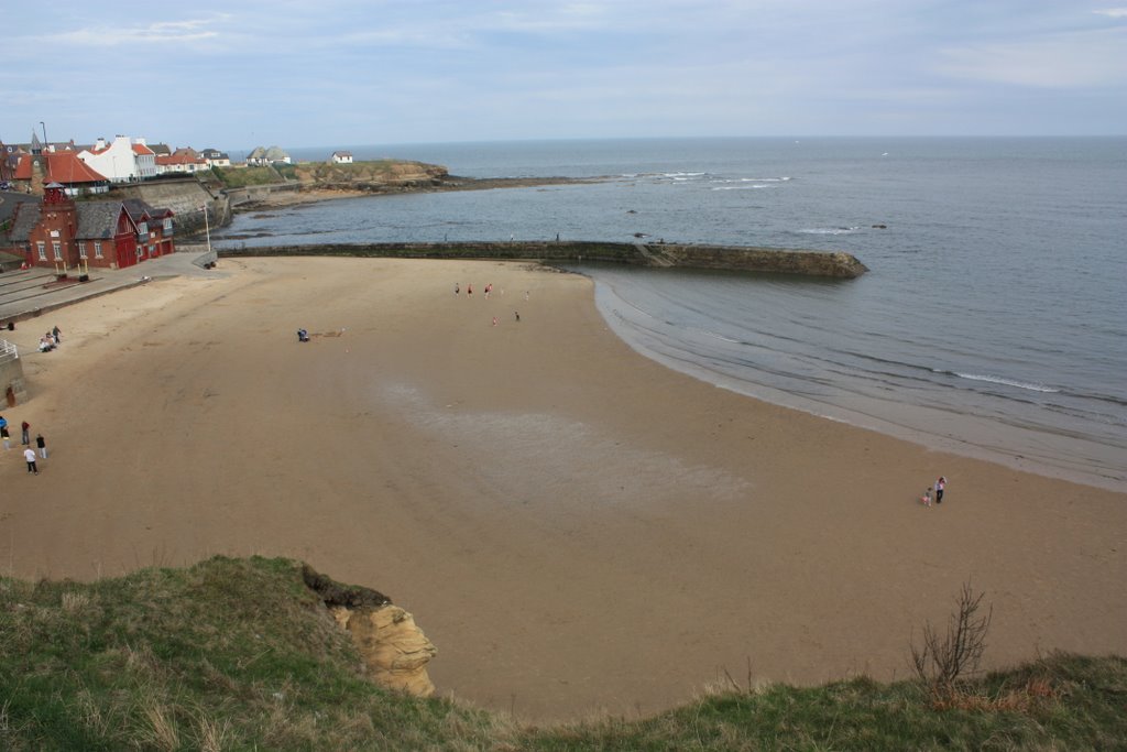 Cullercoats Bay by gvart