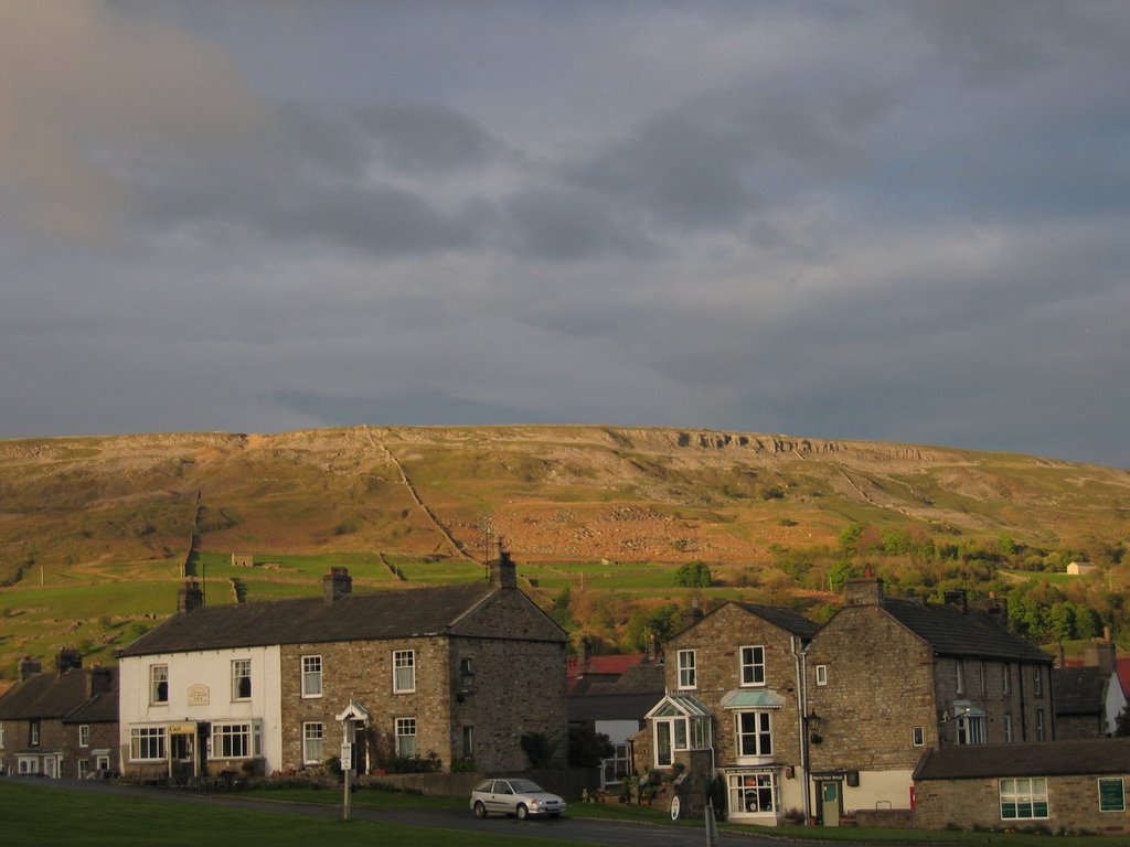 Reeth just before sunset by Arnoud Molenaar