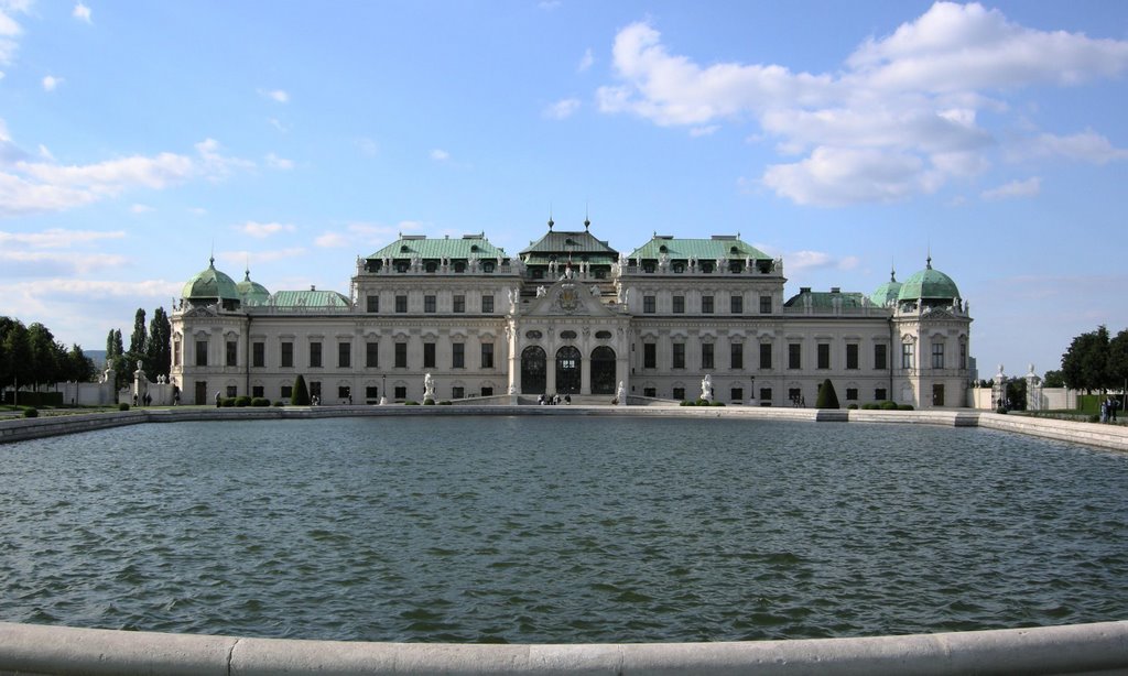 Fachada Palacio Belvedere by Francisco Mendoza