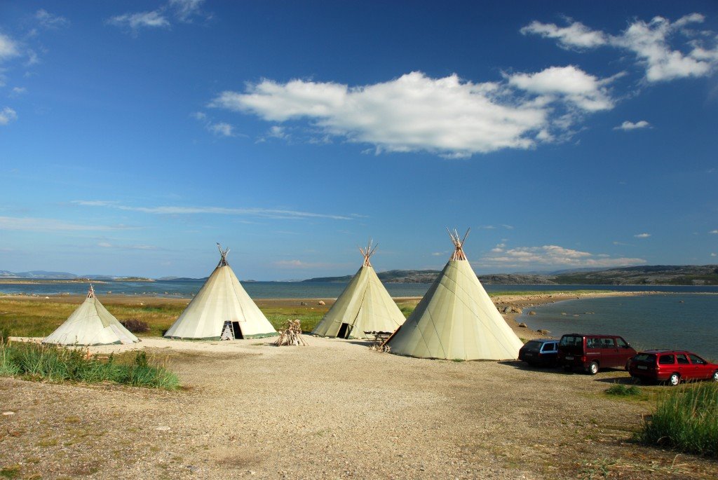 Sami tents, near Lakselv, Norway by Alien_69