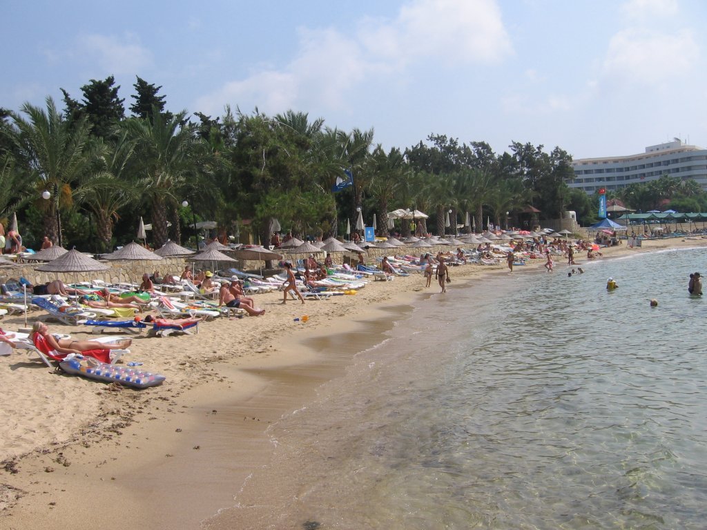 Alara Park hotel's beach by Alen Ištoković