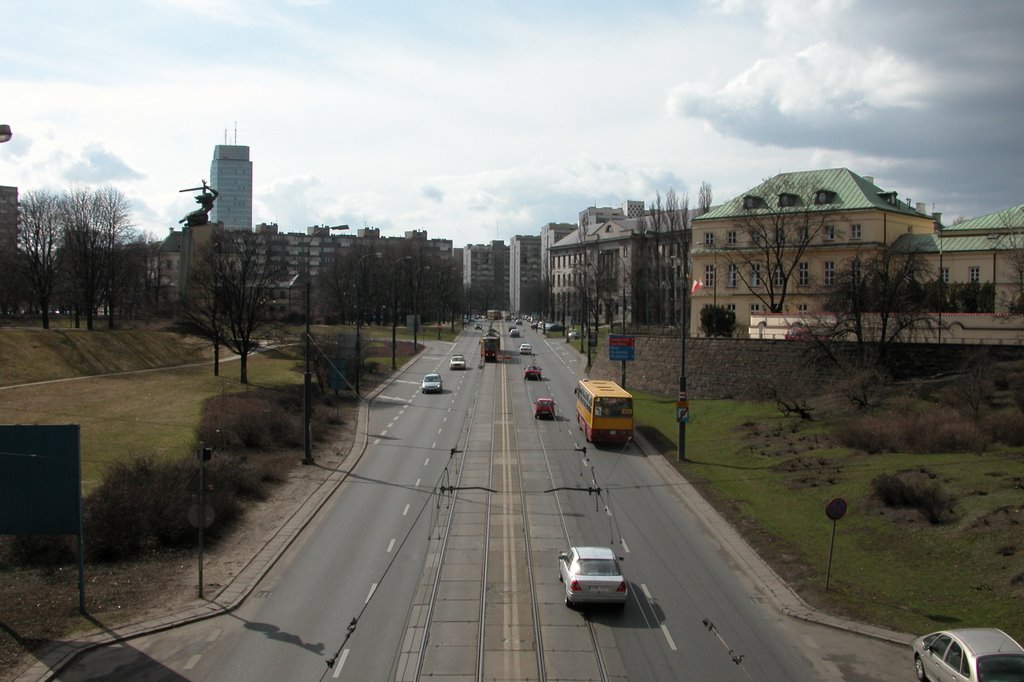 Śródmieście, Warsaw, Poland by Claude Beauchamp