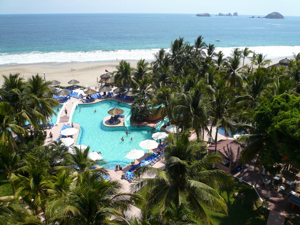 8th floor balcony - Dorado Pacifico Hotel by rustyhead