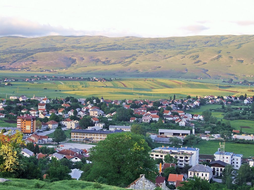 PANORAMA GLAMOČA MAJ 2009 by RADOMIR KRČMAR