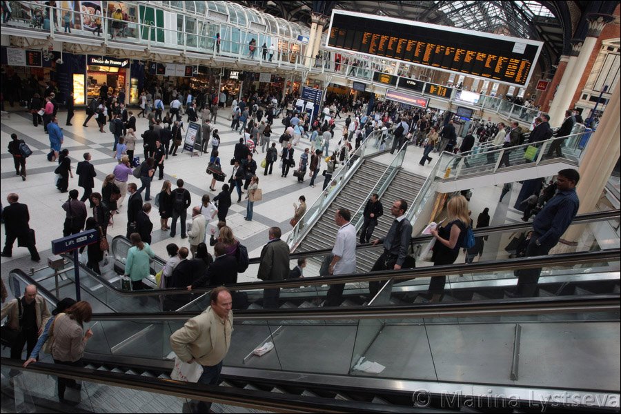 London Liverpool Street Railway Station by Marina Lystseva