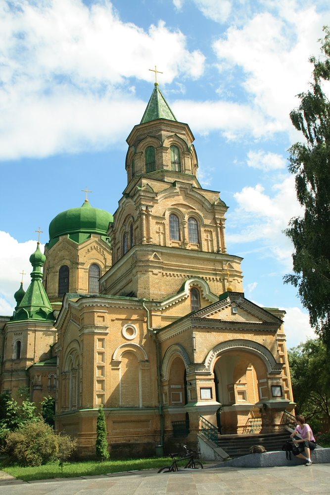 Novi Petrivtsi, Kyivs'ka oblast, Ukraine, 07354 by Bogdan Brus