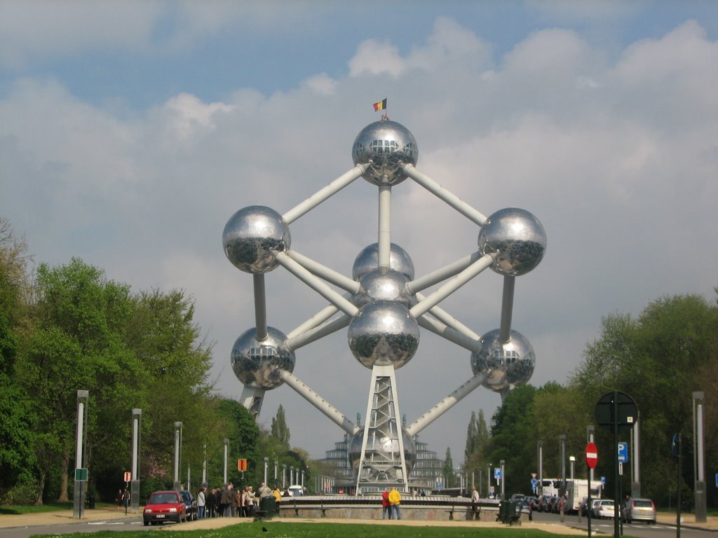 Atomium, Brussel [België] by jeroenvanvlijmen