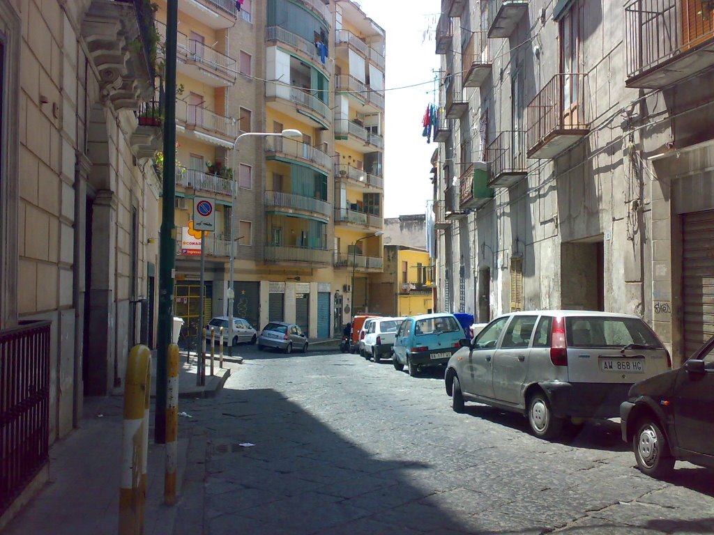 Torre del Greco - Via Gaetano De Bottis by Eduardo Orma