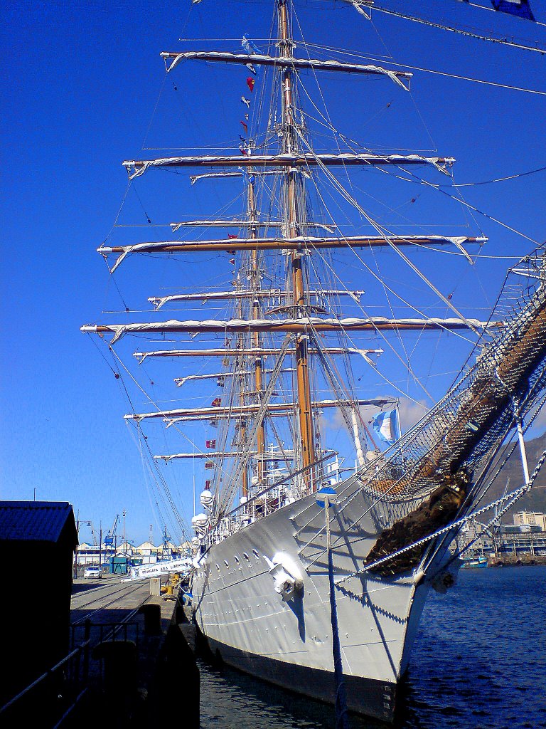 ARA Libertad in Cape Town Harbour, April 2008 by rod bally