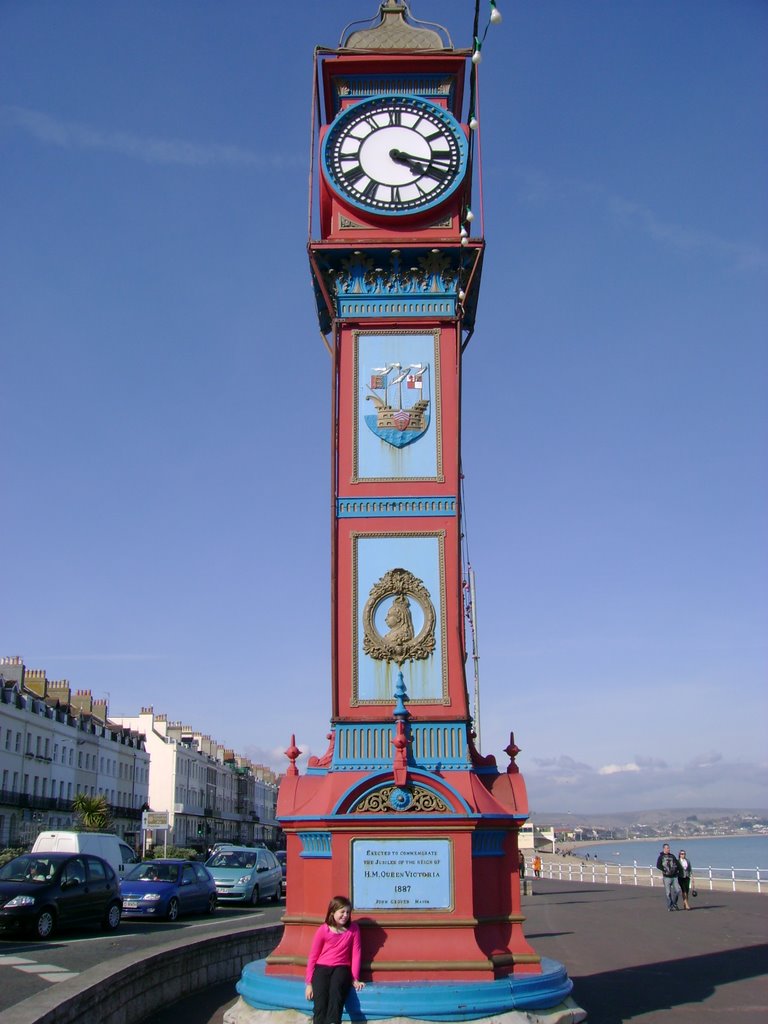 WEYMOUTH JUBILEE CLOCK APRIL 2009 by LYNFNVICKY