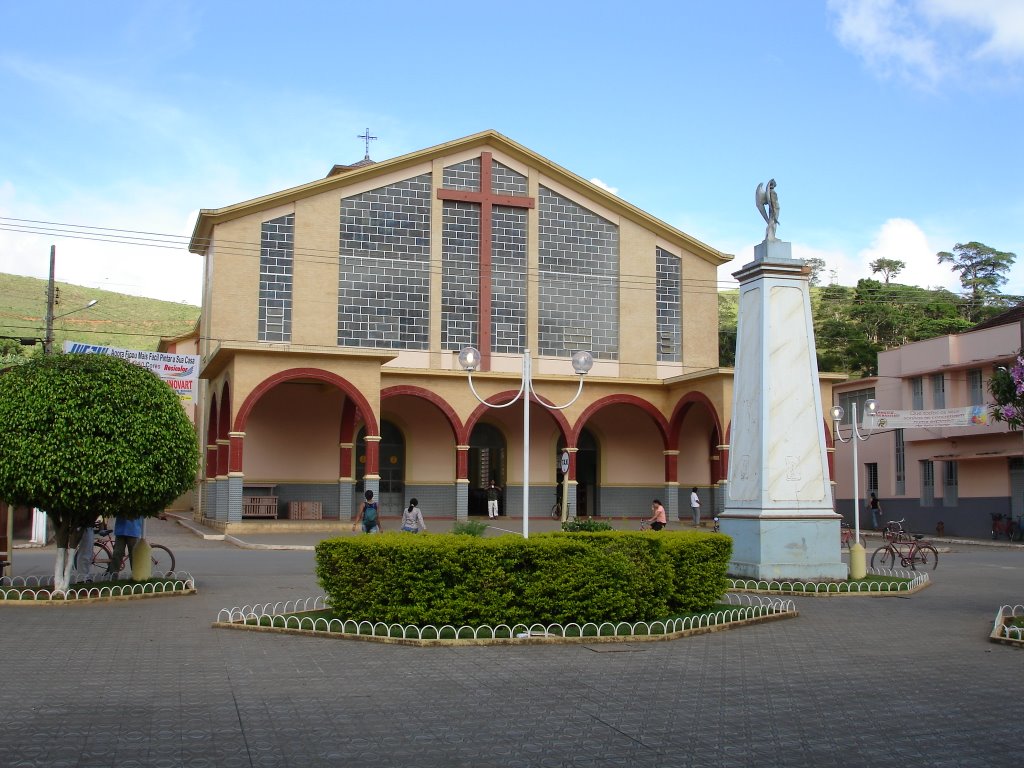 Igreja de São Sebastião - Ervalia - MG by Amarildo Souza