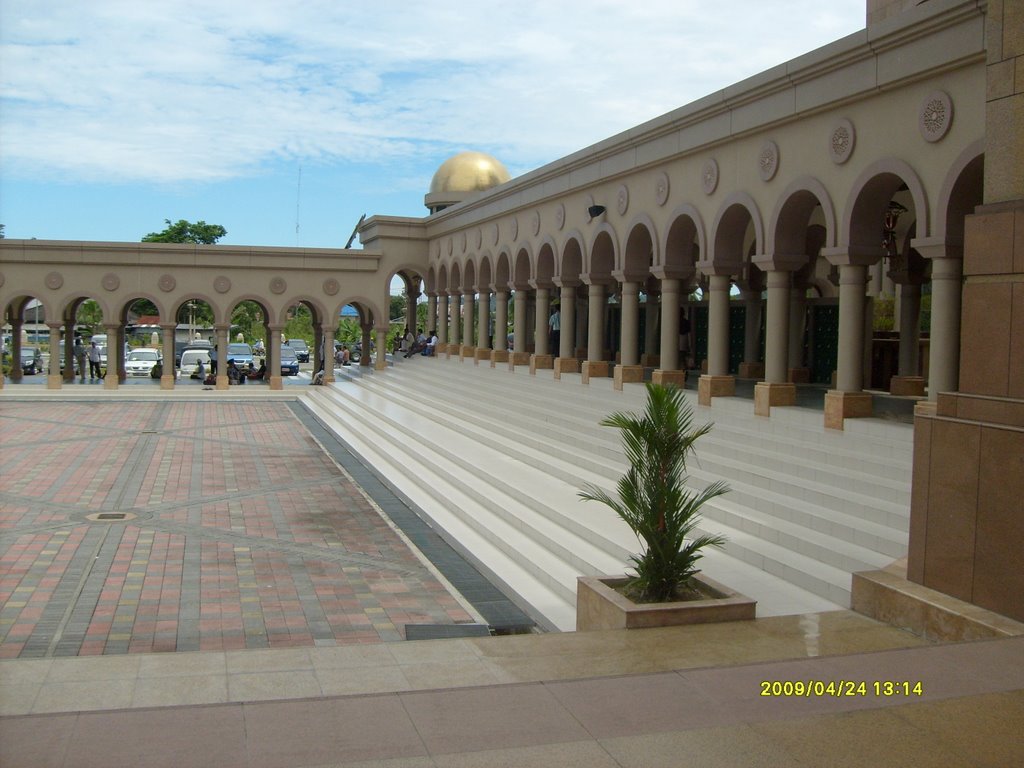 Islamic Centre by bloesafir by pamanjagau