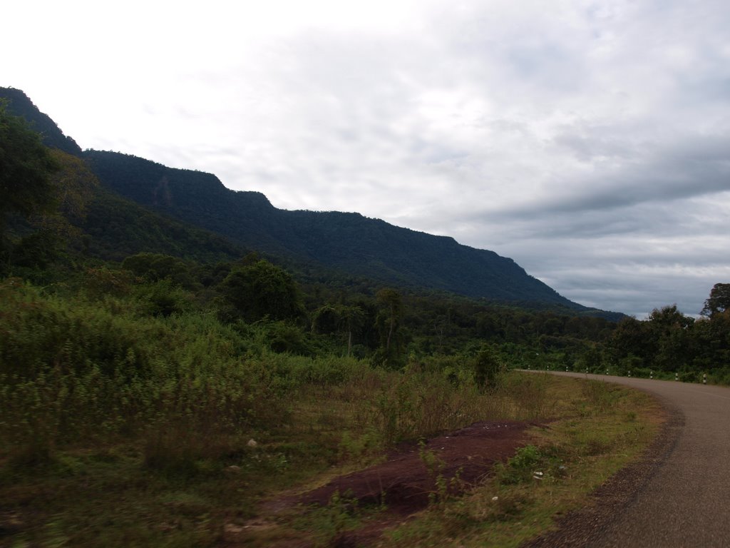 Bolaven plateau from Rd. 11 by ellon5