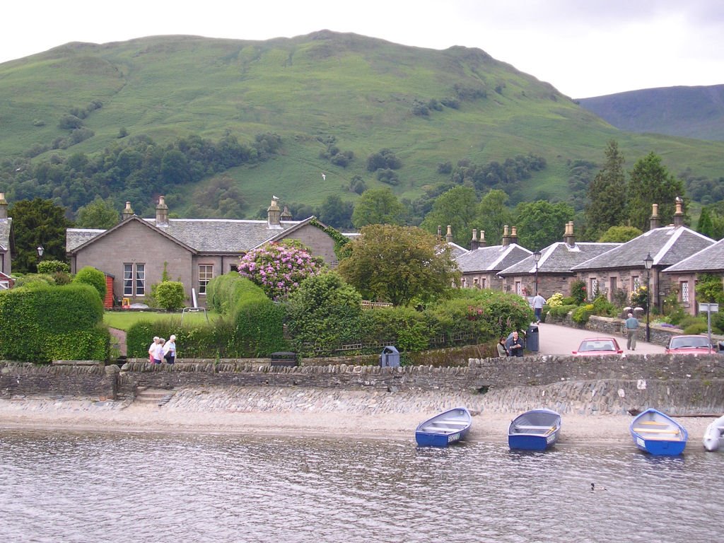 Luss : Loch Lomond by Jérôme Pinard