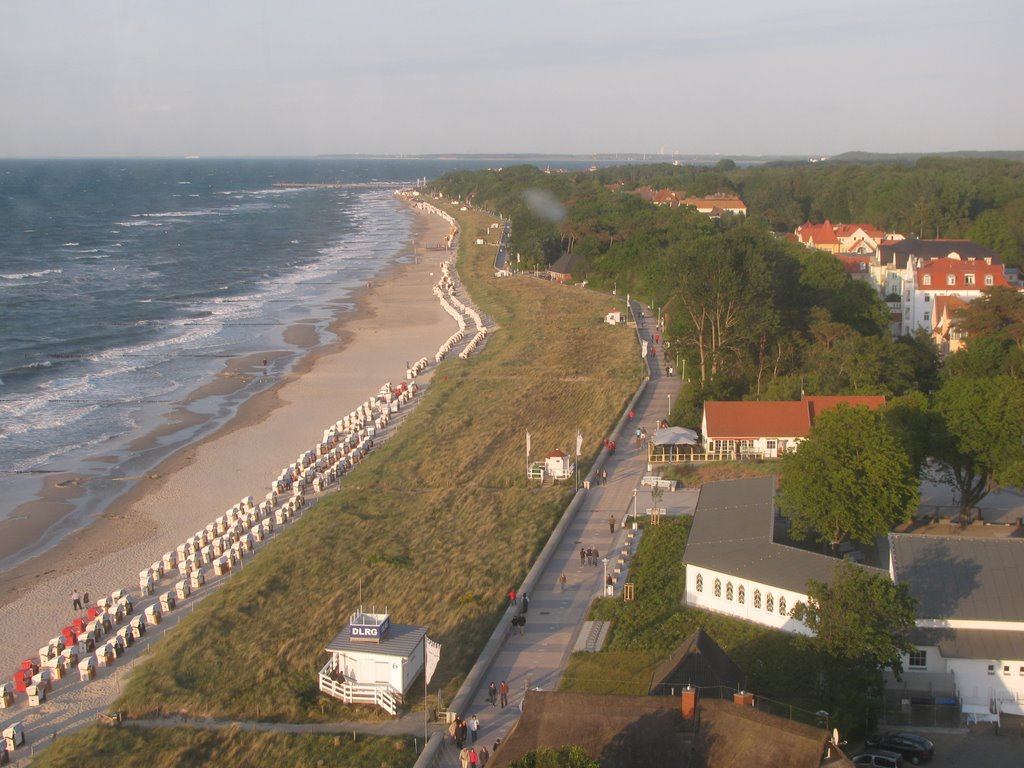 Strand und Promenade Kühlungsborn, Blick von Riesenrad, 30.05.09 by balu1952