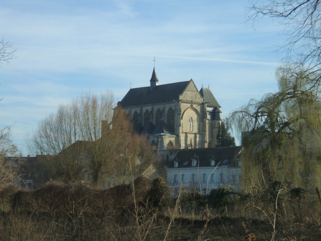 L'église Notre-Dame-des-arts (Pont-de-l'Arche) vue depuis l'ile d'Harcourt by Armand Launay