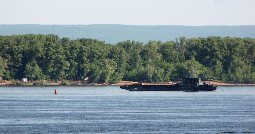 The barge by Le .R